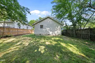 1003 Iredell St, Durham, NC 27705 - Photo 30