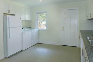 111 Isley St, Chapel Hill, NC 27516 - Photo 8