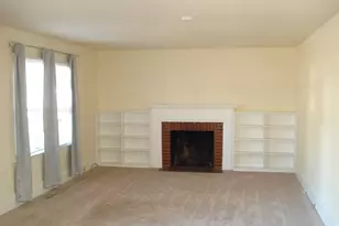 202 N Wayne Ave, Dunn, NC 28334 - Photo 12