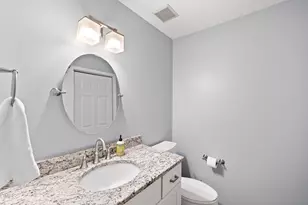 1021 Wirewood Dr, Raleigh, NC 27605 - Photo 32