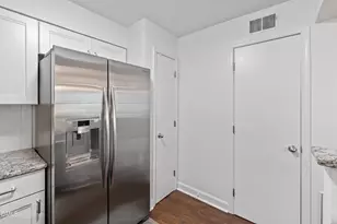 1021 Wirewood Dr, Raleigh, NC 27605 - Photo 28