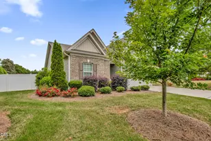 1401 Abercorn Ln, Sanford, NC 27330 - Photo 2