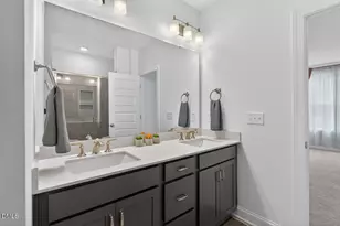 1210 Coach Sta Aly, Raleigh, NC 27601 - Photo 16
