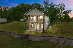 237 Willifords Pt Dr, Roxboro, NC 27574 - Photo 1