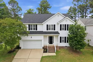 815 Brookhannah Ct, Fuquay-Varina, NC 27526 - Photo 1