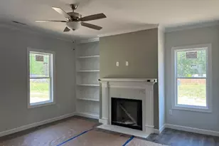 111 Lynn Ln, Selma, NC 27576 - Photo 2
