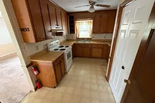 205 Falcon Ct, Clayton, NC 27520 - Photo 12
