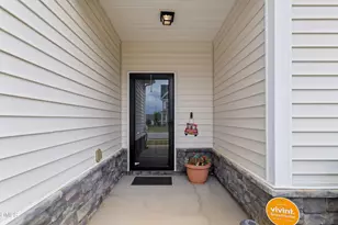 793 Lakemont Dr, Clayton, NC 27520 - Photo 4