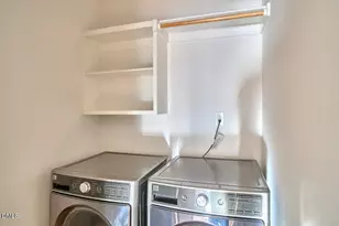 212 W Enterprise St, Durham, NC 27707 - Photo 22