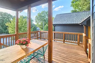 212 W Enterprise St, Durham, NC 27707 - Photo 24