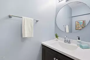 404 Forest Ct, Carrboro, NC 27510 - Photo 10