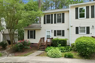 107 Weatherstone Dr, Chapel Hill, NC 27514 - Photo 4