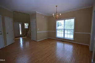 201 Tecumseh Ct, Cary, NC 27513 - Photo 6