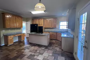201 Tecumseh Ct, Cary, NC 27513 - Photo 12