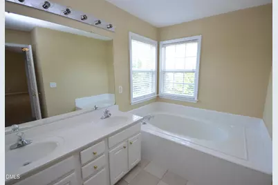 201 Tecumseh Court, Cary, NC 27513 - Photo 28