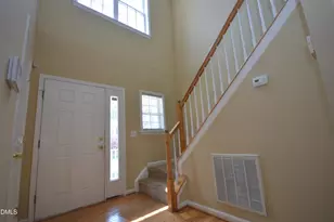 201 Tecumseh Ct, Cary, NC 27513 - Photo 4