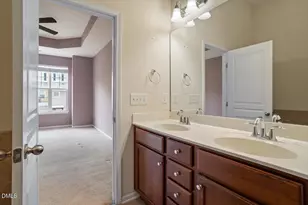 9135 Wooden Rd, Raleigh, NC 27617 - Photo 20