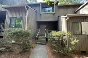 73 Fernwood Ln, Chapel Hill, NC 27516 - Photo 2