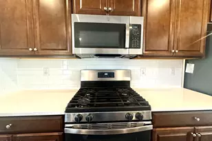 946 Channing Park Cir, Cary, NC 27519 - Photo 18