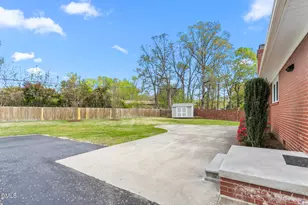 2431 Hickory Ave, Burlington, NC 27215 - Photo 26