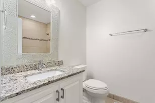 2431 Hickory Ave, Burlington, NC 27215 - Photo 20