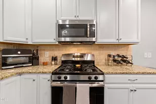 105 Writing Rock Pl, Apex, NC 27539 - Photo 10