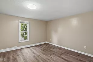 204 W Hill St, Benson, NC 27504 - Photo 16
