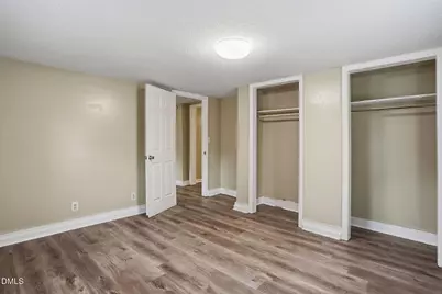 204 W Hill Street, Benson, NC 27504 - Photo 12