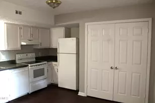 2706 Big Oak St, Raleigh, NC 27610 - Photo 6