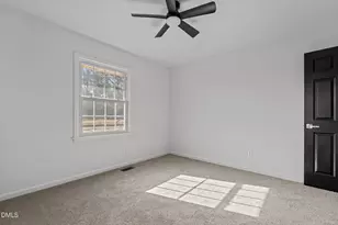 5420 Shipman Rd, Hope Mills, NC 28348 - Photo 10