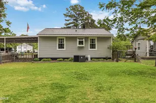407 E Fremont St, Kenly, NC 27542 - Photo 6
