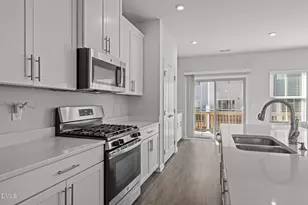 209 Timber Forest Ln, Cary, NC 27519 - Photo 20