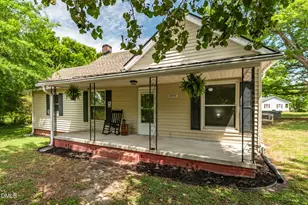 2357 Baynes Rd, Burlington, NC 27217 - Photo 2