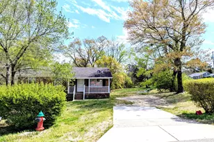 100 Bullock Dr, Louisburg, NC 27549 - Photo 2