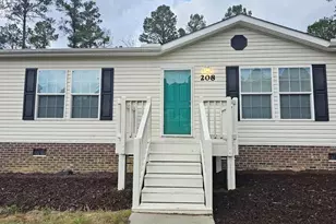 208 Loop Rd, Bunnlevel, NC 28323 - Photo 4