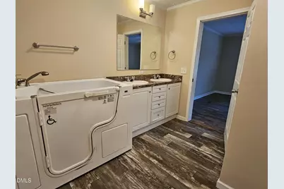 208 Loop Road, Bunnlevel, NC 28323 - Photo 18