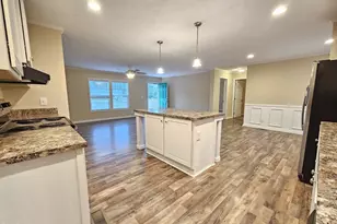 208 Loop Rd, Bunnlevel, NC 28323 - Photo 8