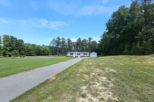 208 Loop Rd, Bunnlevel, NC 28323 - Photo 38