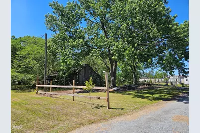87 E Williams Street, Coats, NC 27521 - Photo 30