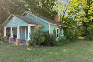 83 E Pope St, Coats, NC 27521 - Photo 2
