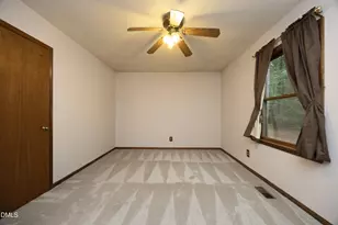 9816 Leslie Dr, Chapel Hill, NC 27516 - Photo 14
