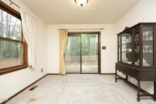 9816 Leslie Dr, Chapel Hill, NC 27516 - Photo 6