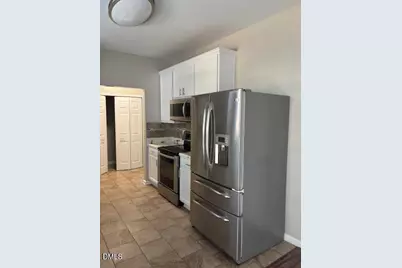 113 Jasper Point Drive, Holly Springs, NC 27540 - Photo 6
