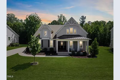 307 W Amber Oak Drive, Selma, NC 27576 - Photo 1