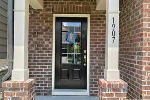 1907 Blue Jay Pt, Apex, NC 27502 - Photo 2