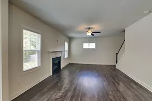 135 Ambergate Dr, Youngsville, NC 27596 - Photo 4