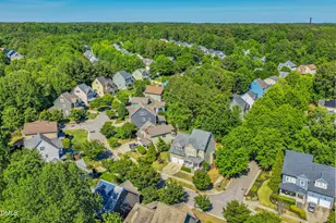 301 Streamwood Dr, Holly Springs, NC 27540 - Photo 2
