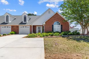 103 Chadbury Dr, Dunn, NC 28334 - Photo 1