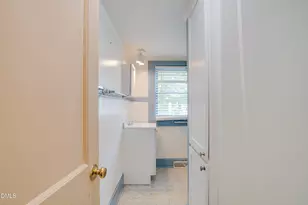 116 W West Hill Ave S, Hillsborough, NC 27278 - Photo 30