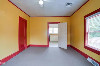 116 W West Hill Avenue S, Hillsborough, NC 27278 - Photo 20